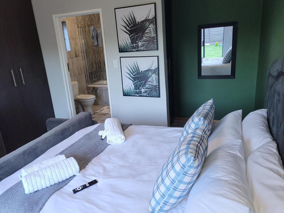 Ayana Bnb Bed & Breakfast Bloemfontein Bagian luar foto